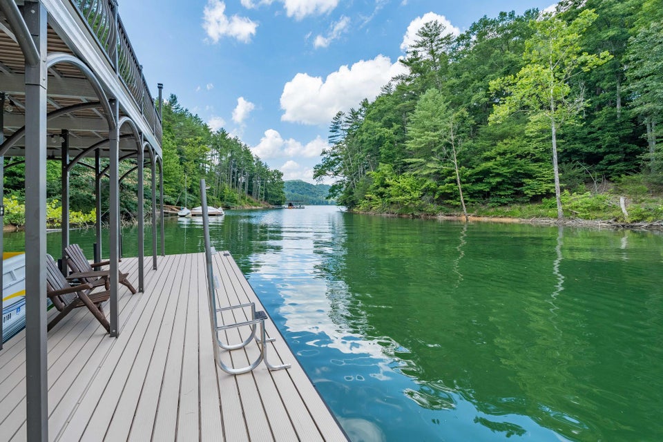 Photo #31: 102 Oak Point Place