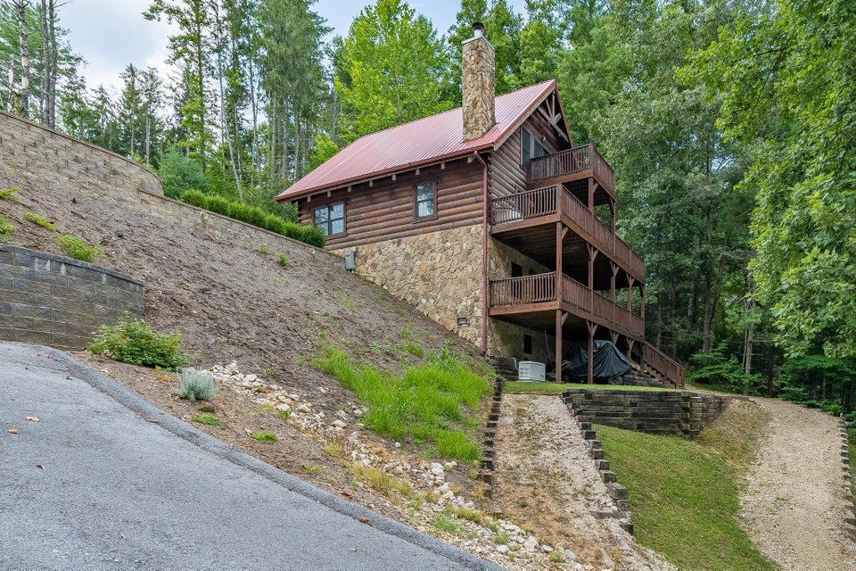 Photo #34: 102 Oak Point Place