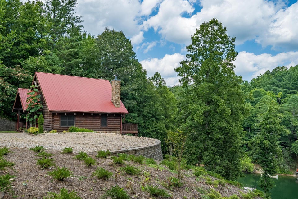 Photo #35: 102 Oak Point Place