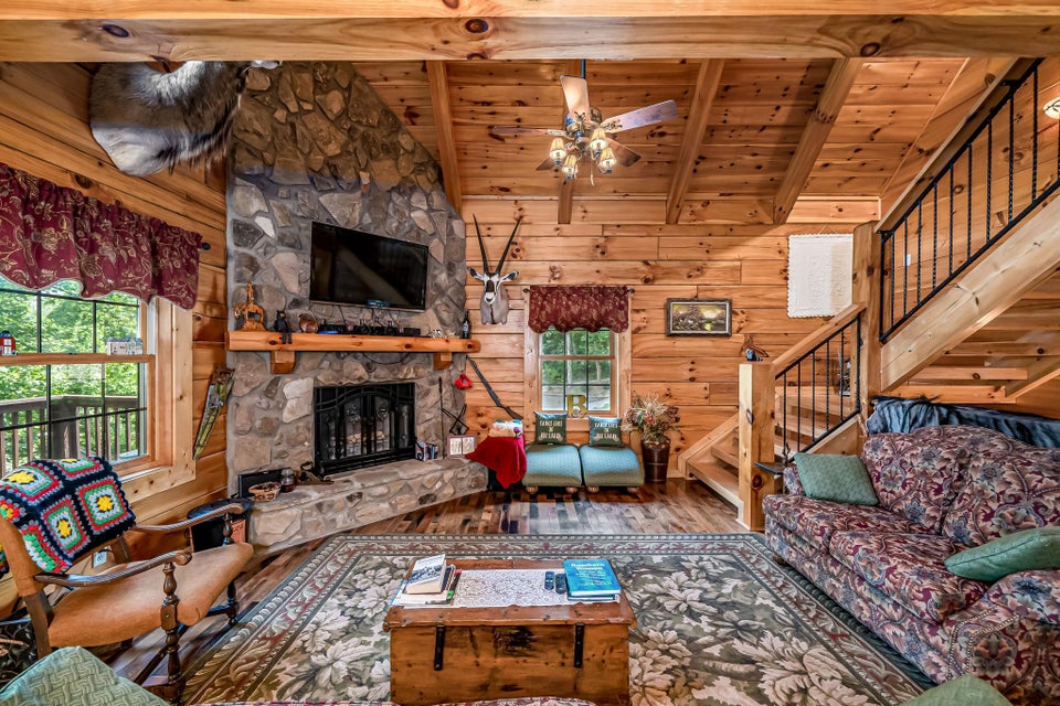 Photo #44: 102 Oak Point Place