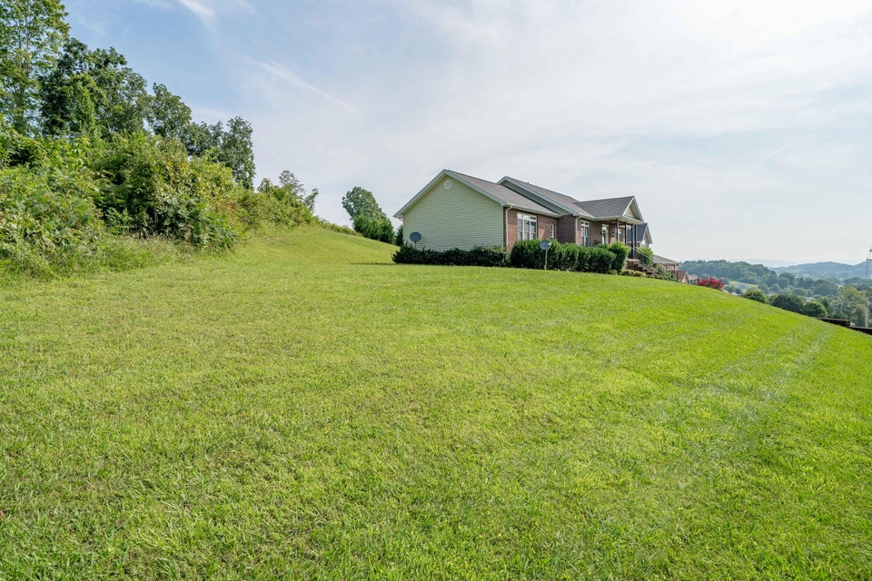 Photo #39: 410 Highland Church Road