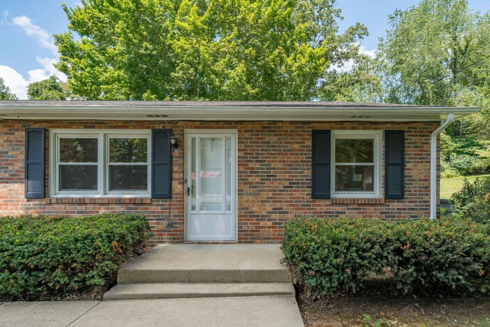 Photo #6: 255 Wildwood Drive