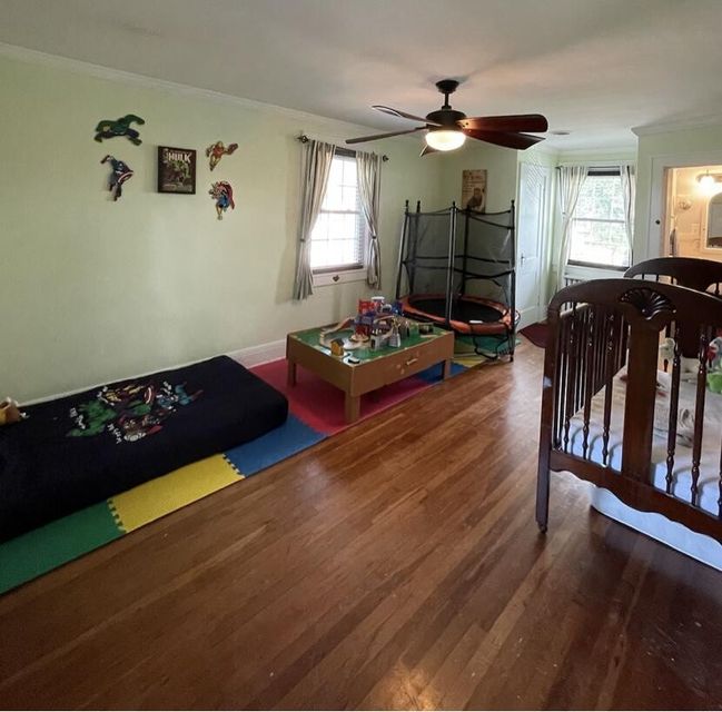 Photo #17: 816 Taylor Street