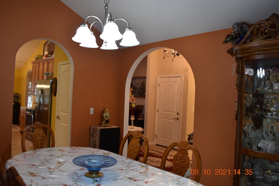 Photo #9: 119 Meadow Lane