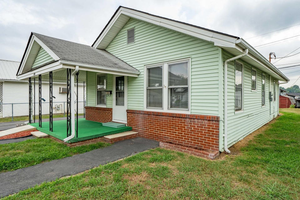 Photo #6: 1474 Sevier Avenue