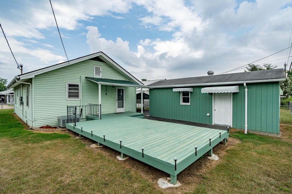 Photo #16: 1474 Sevier Avenue