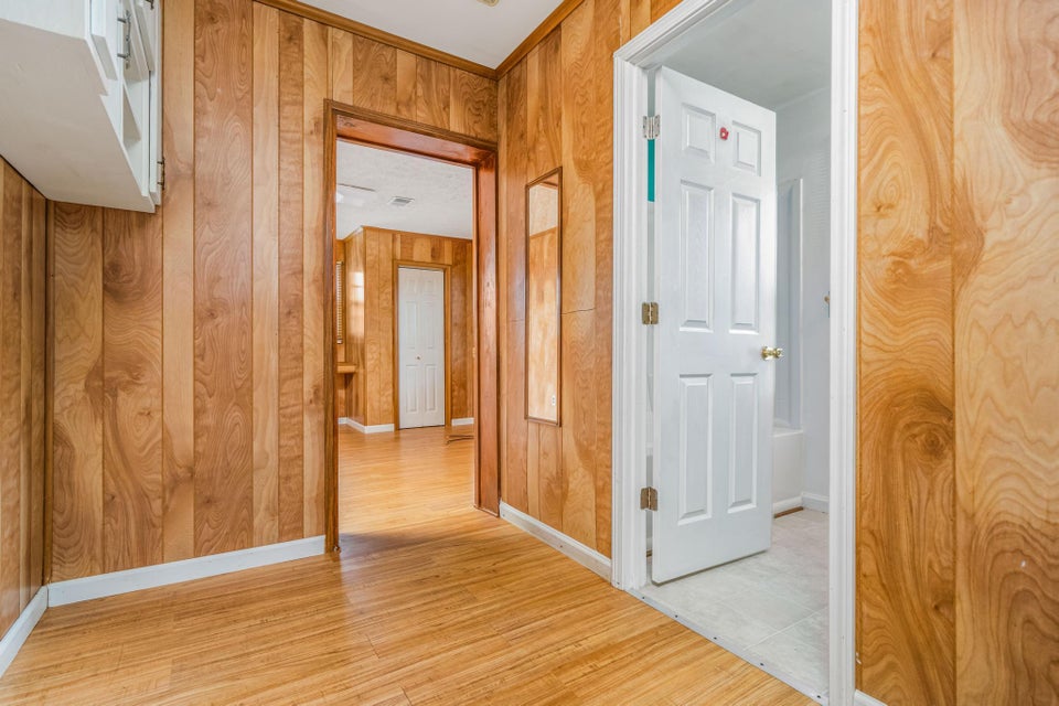 Photo #34: 1474 Sevier Avenue