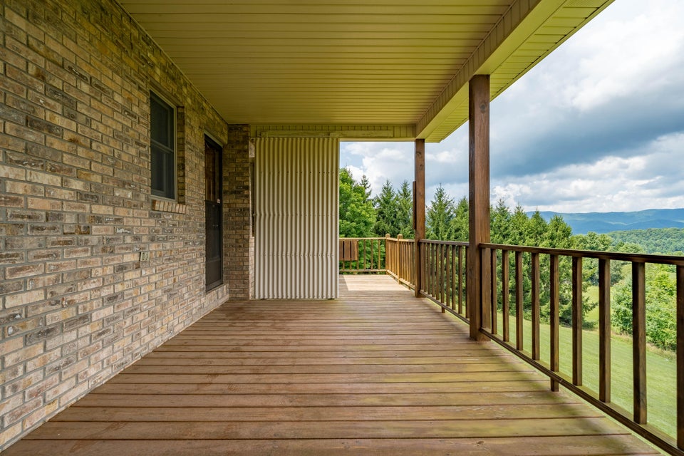 Photo #19: 451 Highland Acres