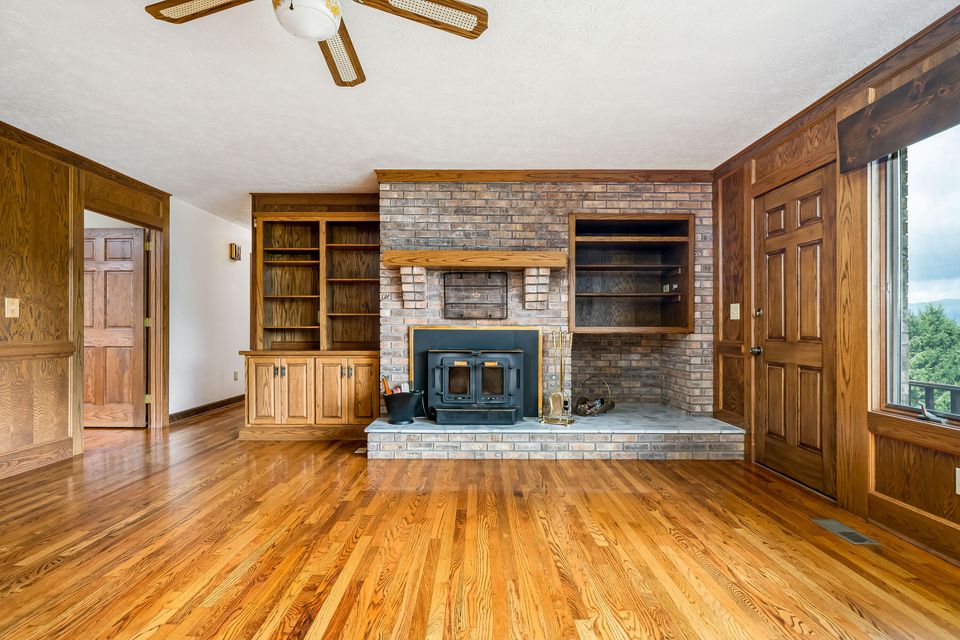 Photo #31: 451 Highland Acres