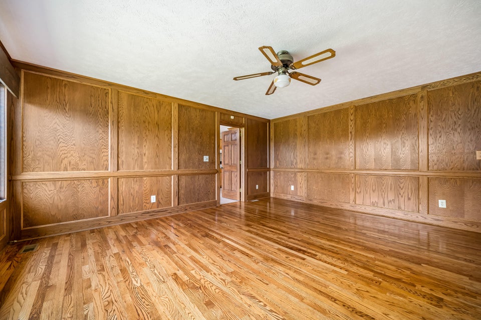 Photo #32: 451 Highland Acres