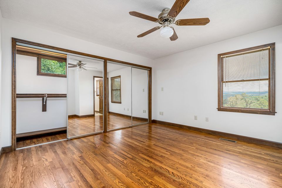 Photo #48: 451 Highland Acres