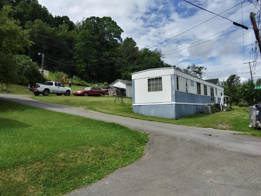 Photo #13: 1342 Farmer Street