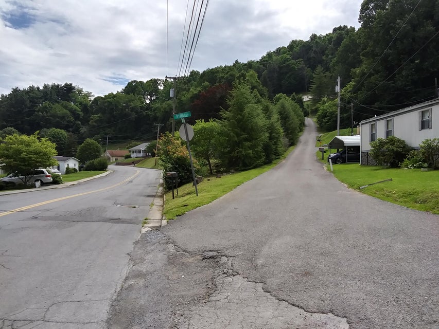 Photo #16: 1342 Farmer Street