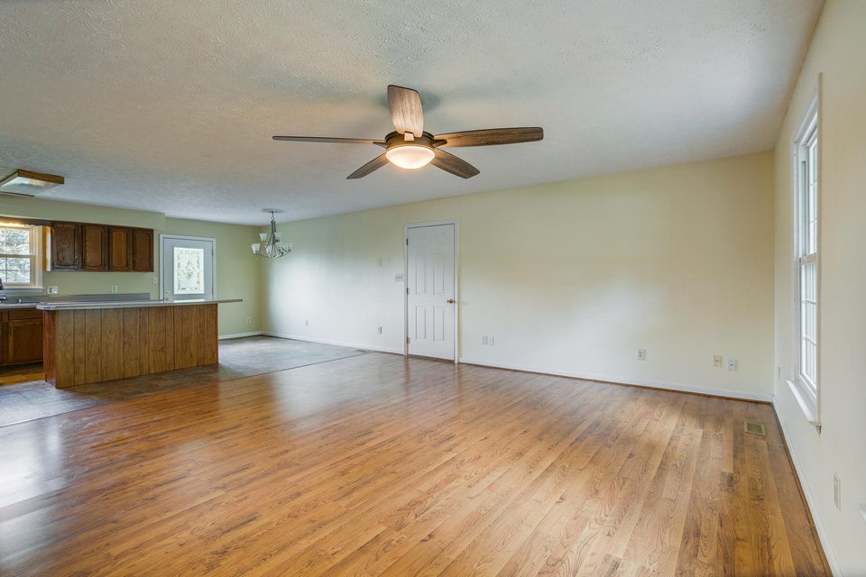 Photo #8: 3533 Mcintosh Drive