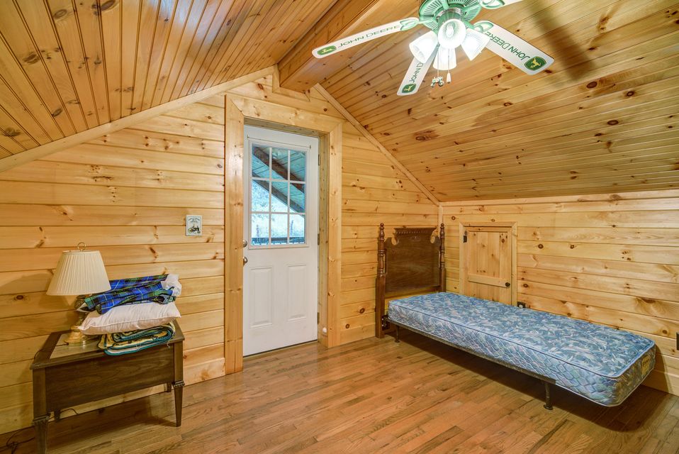 Photo #27: 932 Castene Rd