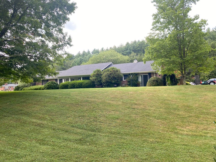 Photo #7: 510 Circle Drive