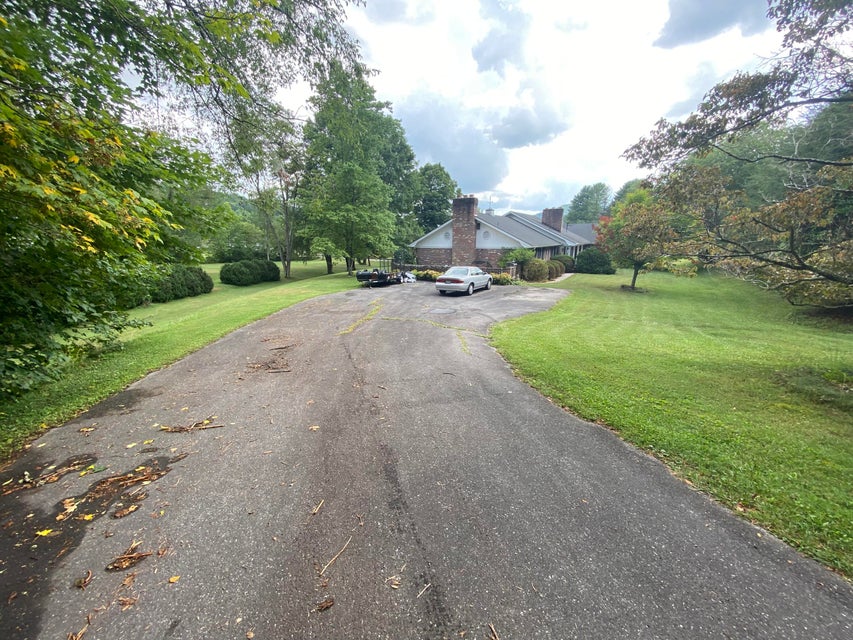 Photo #8: 510 Circle Drive