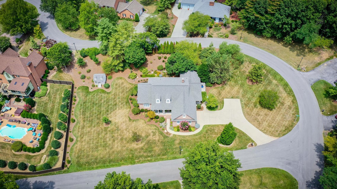 Photo #8: 1000 Huntington Court