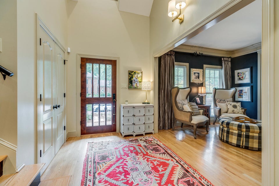 Photo #12: 1000 Huntington Court