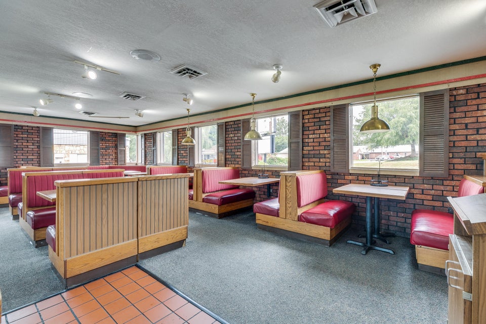 Photo #28: 1216 N Main Avenue Avenue