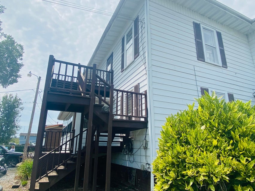 Photo #7: 414 Unaka Avenue