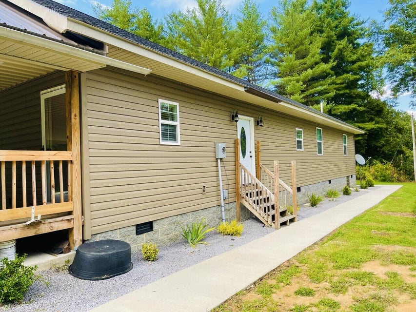 Photo #4: 192 Blueberry Hill Drive