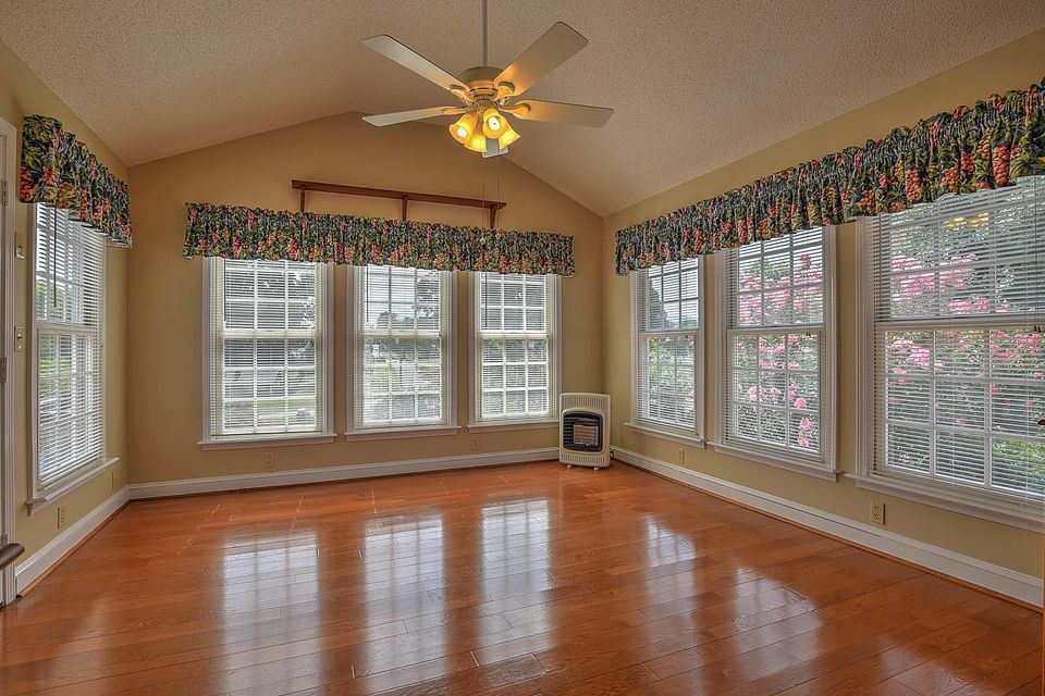 Photo #7: 2200 Camelot Circle