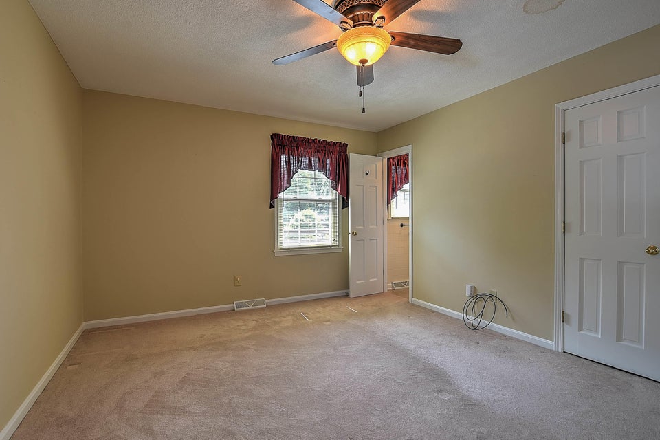 Photo #22: 2200 Camelot Circle