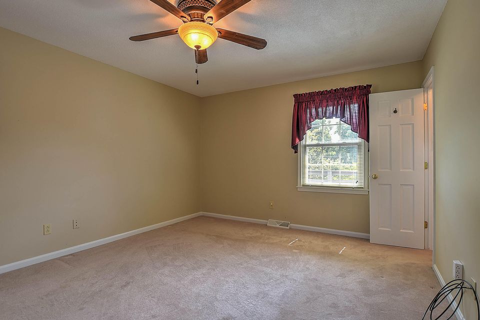 Photo #23: 2200 Camelot Circle