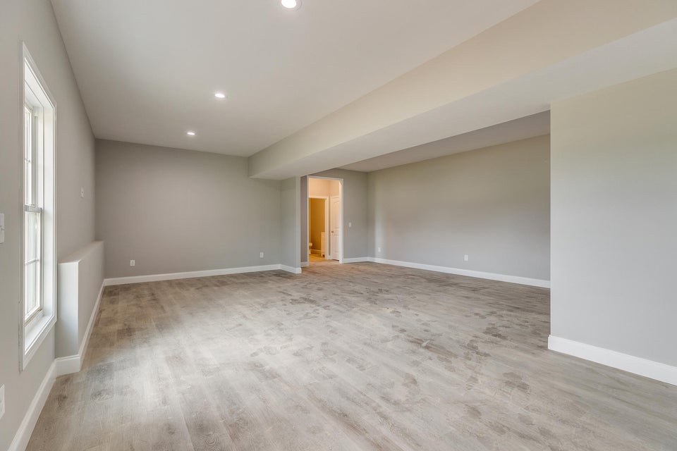 Photo #35: 1054 Henderson Court