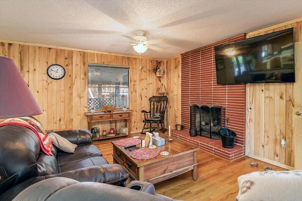Photo #17: 2116 Beechnut Drive