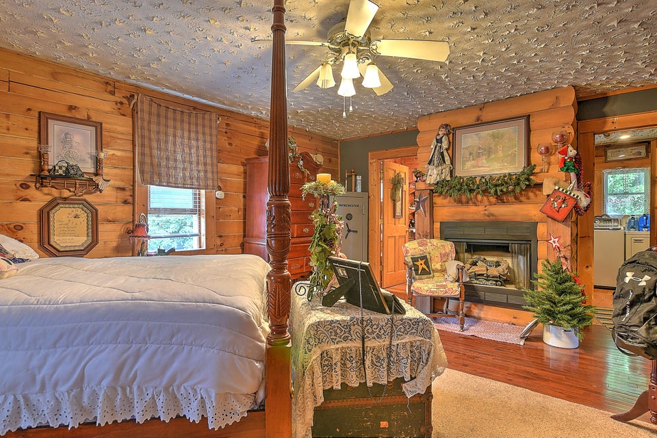 Photo #11: 451 Ozark Drive
