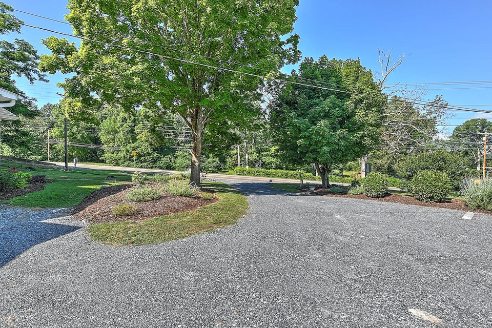 Photo #31: 5737 Fort Henry Drive