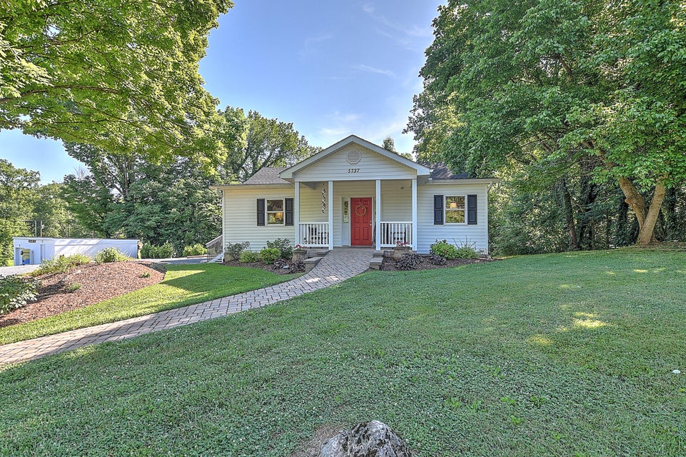 Photo #4: 5737 Fort Henry Drive