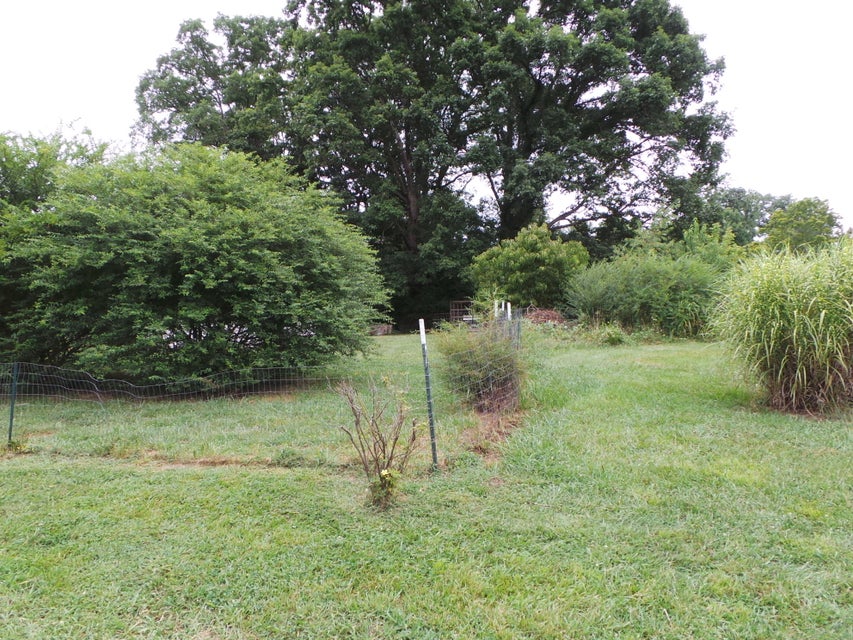 Photo #29: Tbd Barren Road