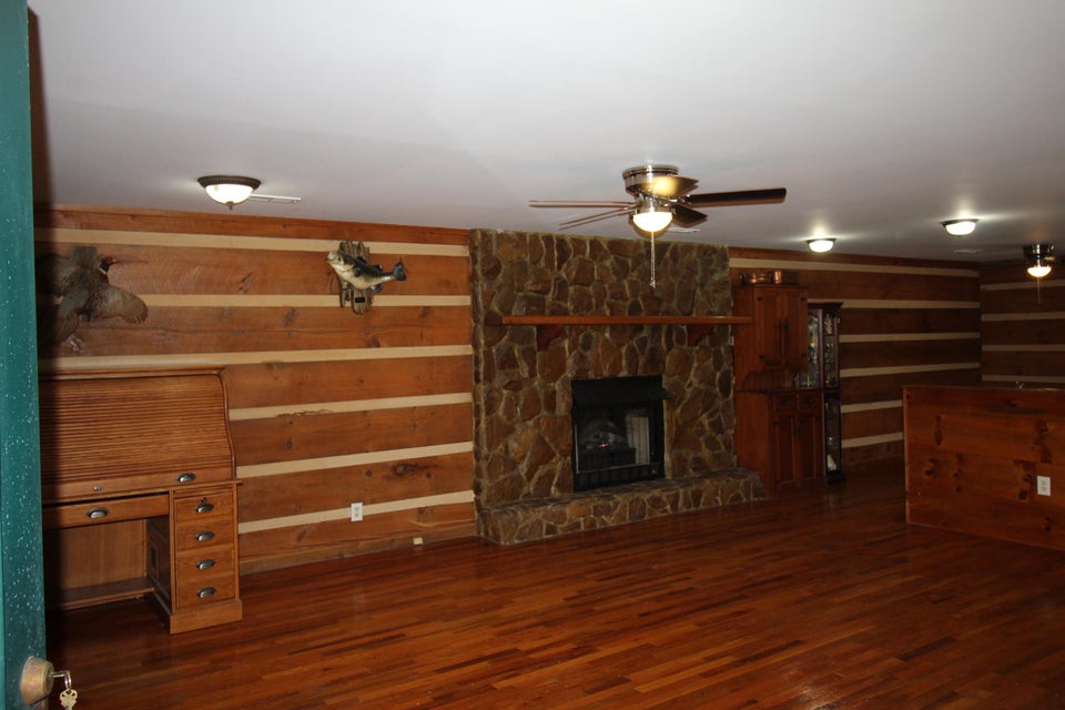 Photo #20: 1724 Lowell Drive