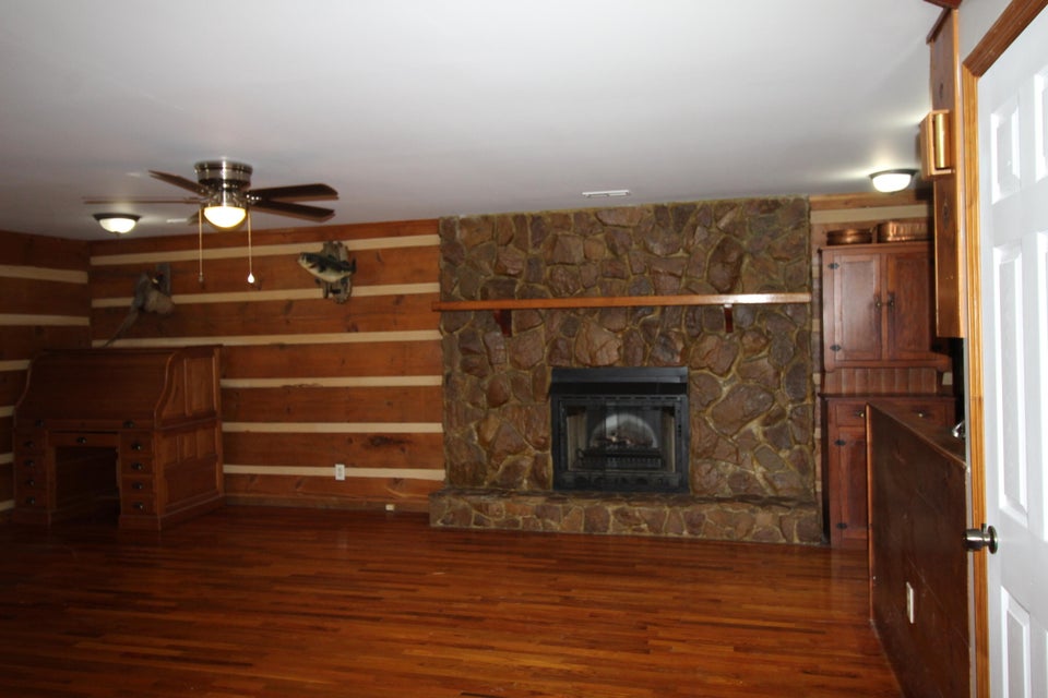 Photo #23: 1724 Lowell Drive