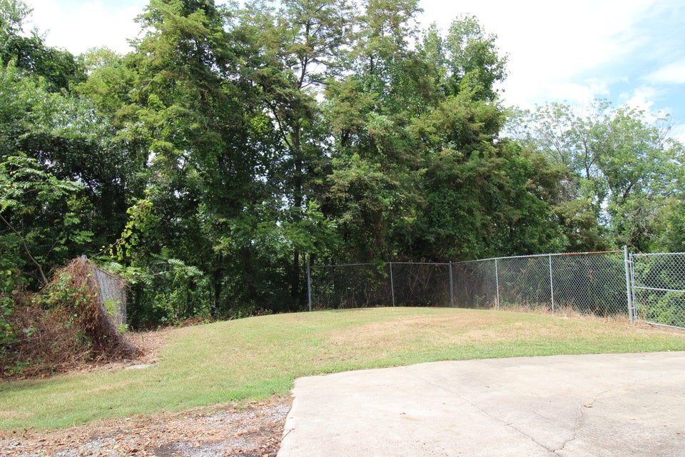 Photo #7: 1724 Lowell Drive