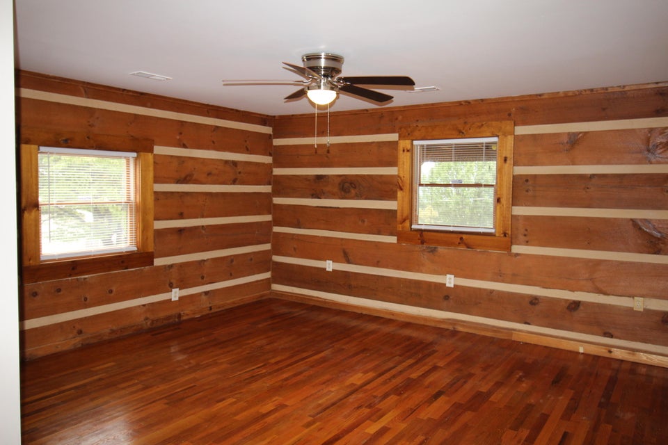 Photo #36: 1724 Lowell Drive