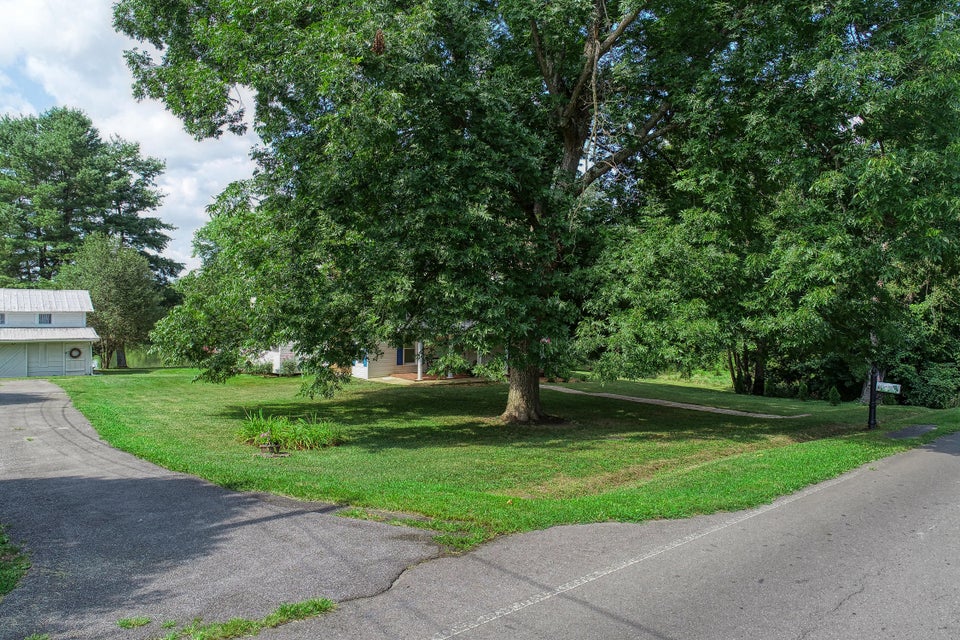 Photo #37: 410 Mckinney Chapel Road