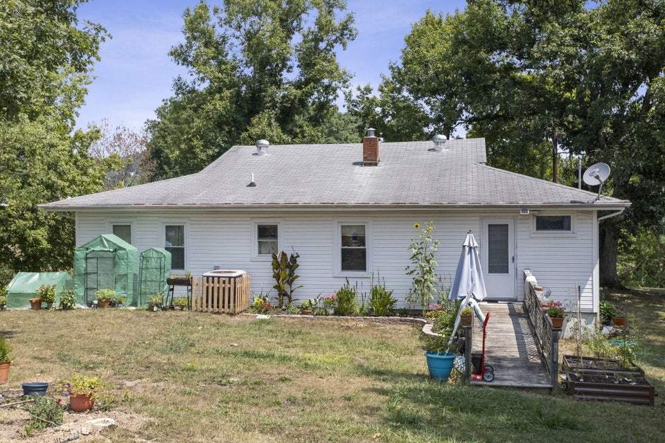 Photo #2: 309 Vermont Drive