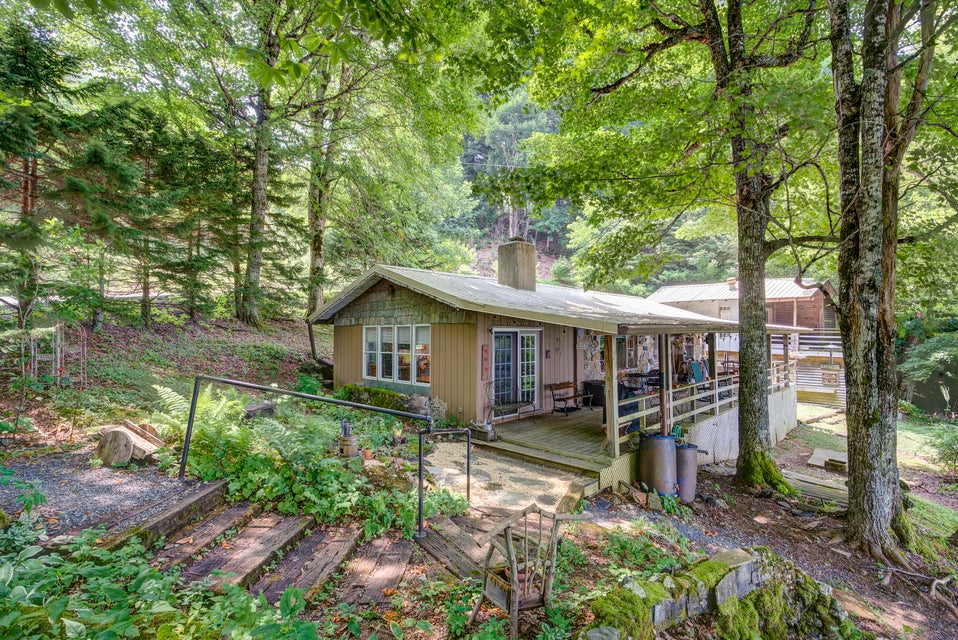 Photo #2: 117 Rustic Log Cabin Lane