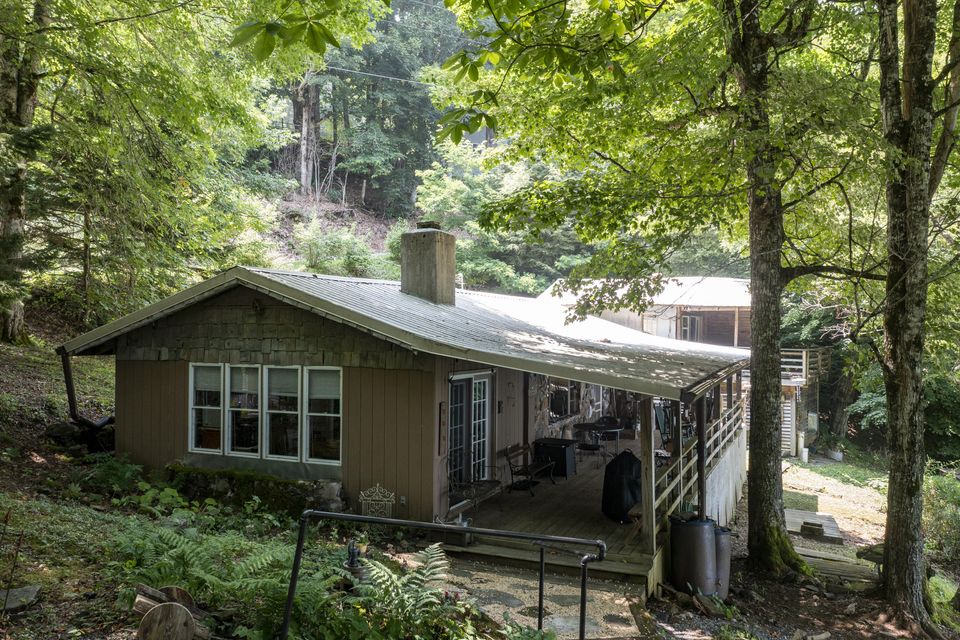 Photo #28: 117 Rustic Log Cabin Lane
