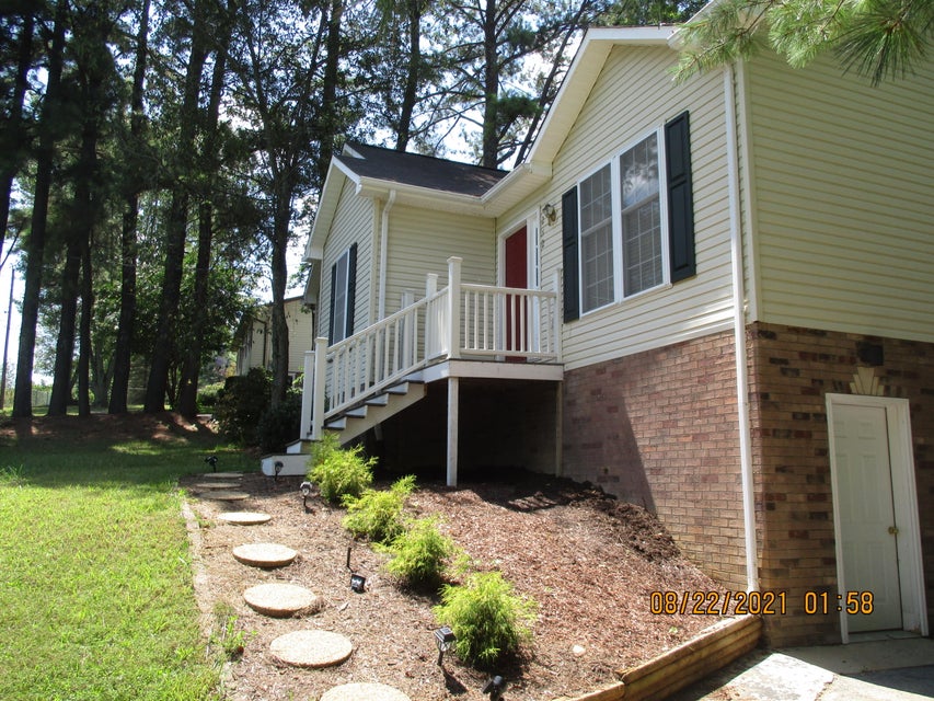 Photo #4: 252 Overhill Drive