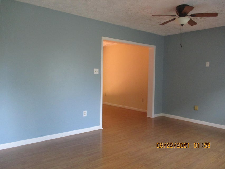 Photo #8: 252 Overhill Drive
