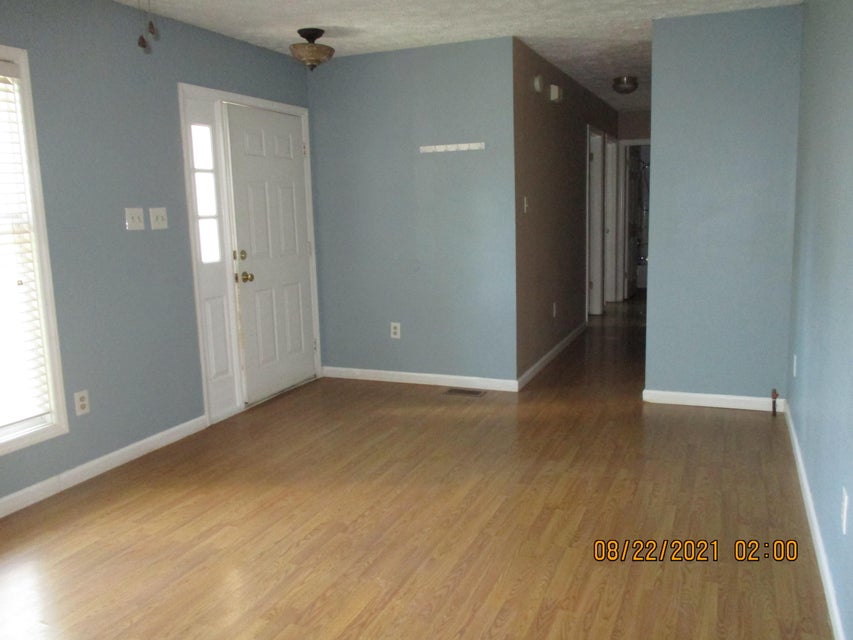Photo #6: 252 Overhill Drive