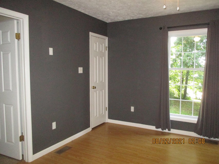 Photo #23: 252 Overhill Drive