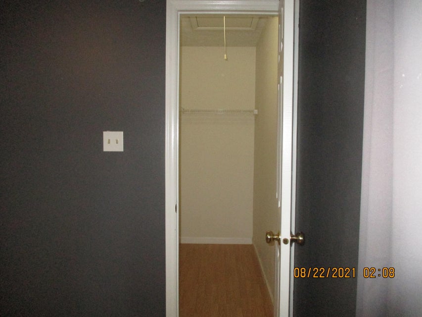 Photo #24: 252 Overhill Drive