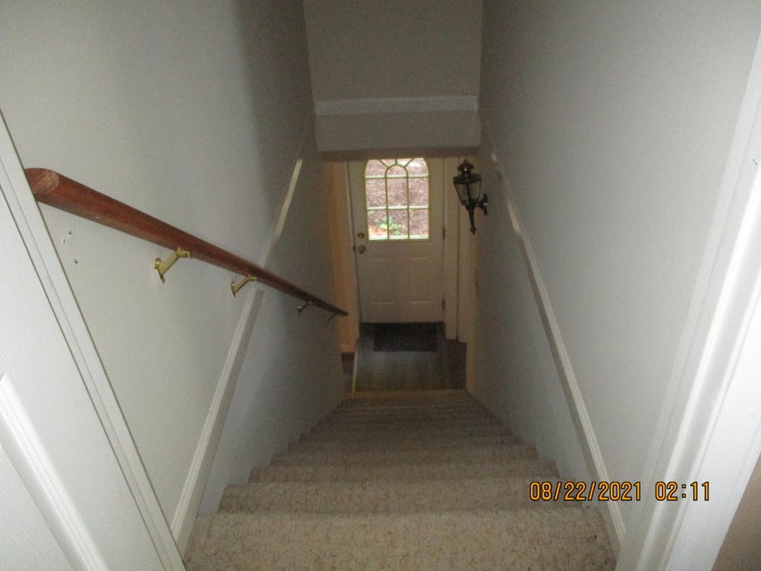 Photo #29: 252 Overhill Drive