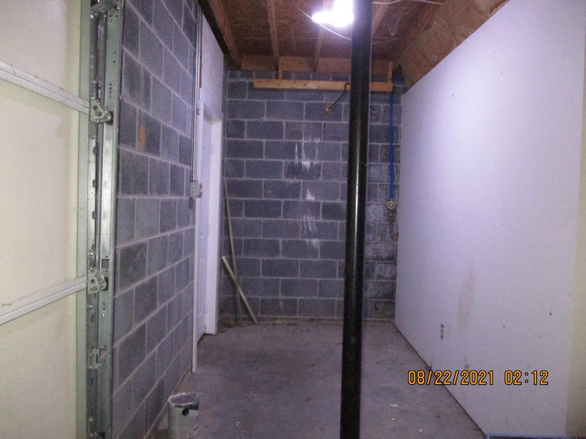 Photo #42: 252 Overhill Drive
